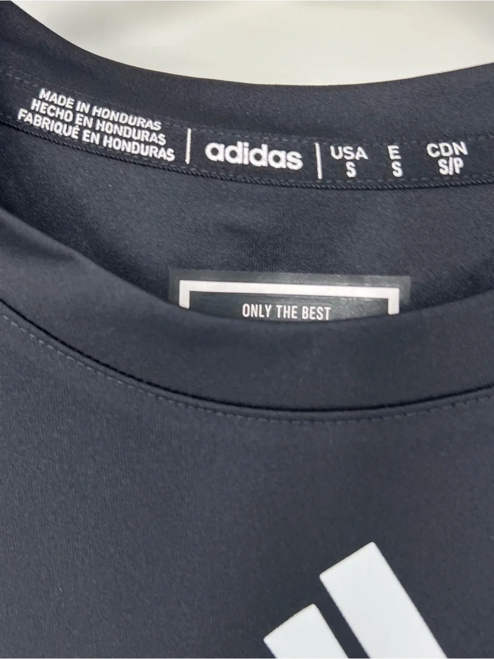 Adidas NWT men’s sport utility t shirt small